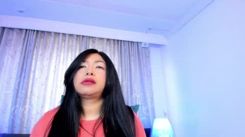 Snapshot of victoria_kim_lee chatting on May 19, 12:11 pm Victoria online show from May 19, 12:11 pm