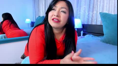 Snapshot of victoria_kim_lee chatting on May 27, 11:18 am Victoria online show from May 27, 11:18 am