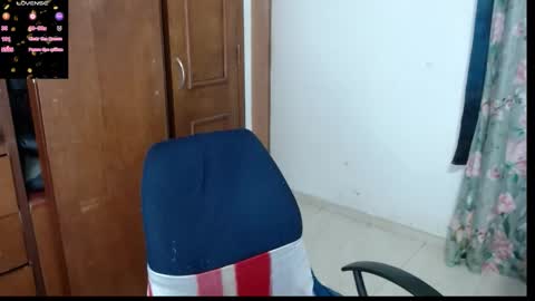 Snapshot of victoria_milf06 chatting on January 17, 11:52 pm victoria online show from January 17, 11:52 pm