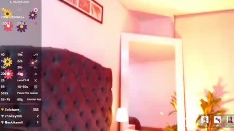 Snapshot of victoria_monteroo chatting on June 20, 12:03 am Call me Vic online show from June 20, 12:03 am