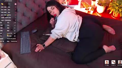 Snapshot of victoria_monteroo chatting on June 30, 1:06 am Call me Vic online show from June 30, 1:06 am