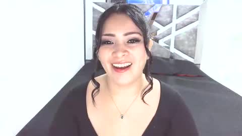 Snapshot of victoria_rossx chatting on May 15, 11:56 pm victoria_rossx online show from May 15, 11:56 pm