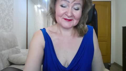 Victoria online show from December 9, 6:25 pm