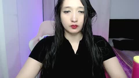 Victoria online show from November 17, 4:35 pm