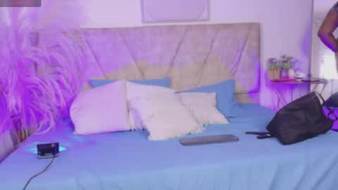 Victoria online show from May 4, 11:50 am