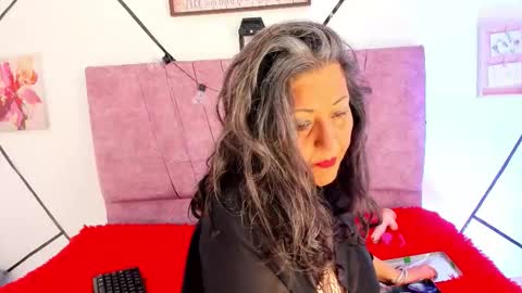 victoriaa_anderson_ online show from February 11, 8:25 pm