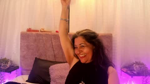 victoriaa_anderson_ online show from May 30, 1:08 pm