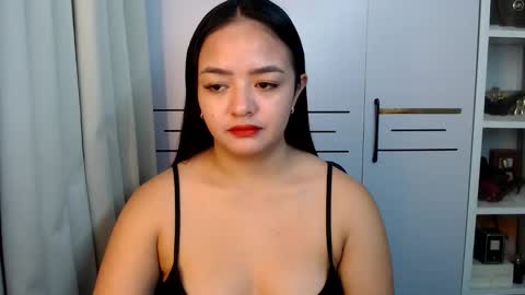 Snapshot of victoriaharper2 chatting on May 9, 4:34 pm Victoria Harper online show from May 9, 4:34 pm