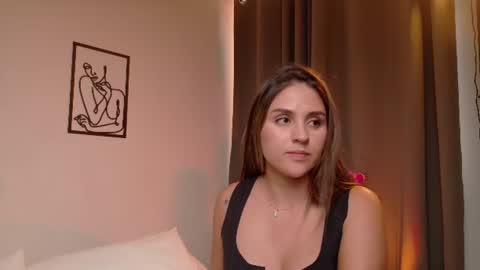 Snapshot of victorianova chatting on June 14, 7:38 pm VictoriaNova online show from June 14, 7:38 pm
