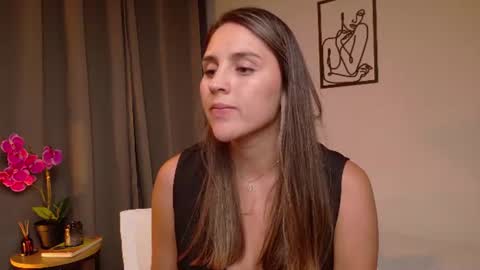 Snapshot of victorianova chatting on July 2, 3:23 am VictoriaNova online show from July 2, 3:23 am