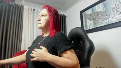 victoriapaker online show from April 1, 10:27 am