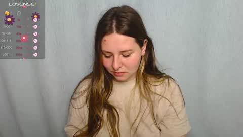 Snapshot of victoriassecrets_ chatting on September 25, 4:11 pm victoriassecrets_ online show from September 25, 4:11 pm