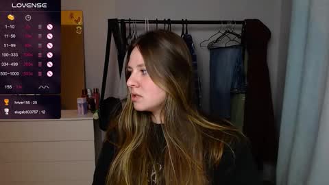 victoriassecrets_ online show from January 31, 7:11 pm