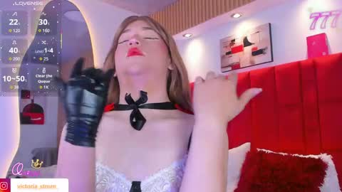victoriastrom  online show from May 17, 7:21 pm