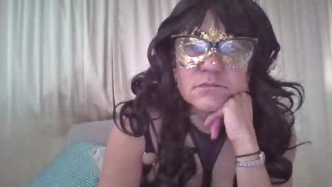 victoriasuave online show from June 18, 12:53 pm
