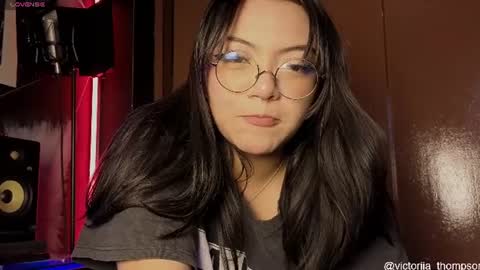 victoriia_thompson online show from June 20, 10:12 pm