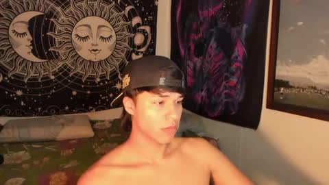 Snapshot of victorino_jhonson chatting on March 11, 8:09 am Victorino Jhonson online show from March 11, 8:09 am