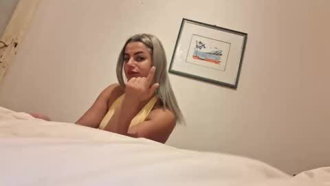 victoriya111 online show from November 6, 9:59 pm