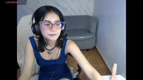 Live 1000pm 600am COLOMBIAN HOUR online show from April 28, 3:11 am