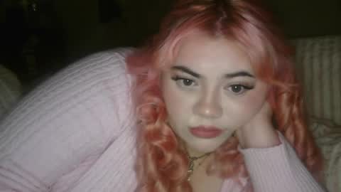 Snapshot of viennavisabelle chatting on May 27, 4:53 am viennavisabelle online show from May 27, 4:53 am