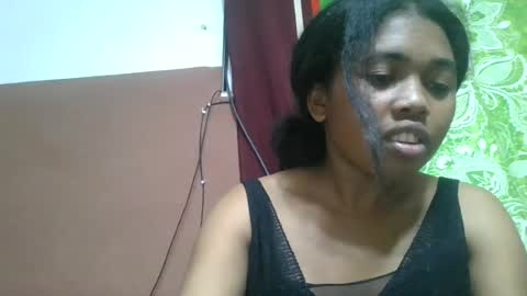 Snapshot of vierge28430 chatting on July 13, 6:00 pm vierge28430 online show from July 13, 6:00 pm