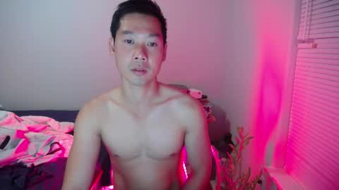 Snapshot of vietnamese23 chatting on March 24, 11:04 am wonderful online show from March 24, 11:04 am