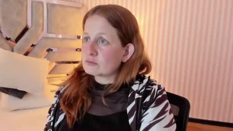 Violeta online show from December 14, 1:39 am