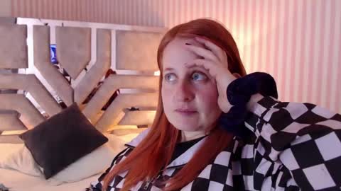 Violeta online show from January 4, 1:42 am