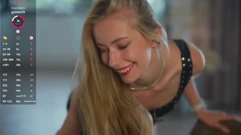 vika54784 online show from May 30, 4:31 am