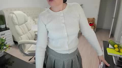 Ukrainian-woman online show from February 25, 12:48 pm