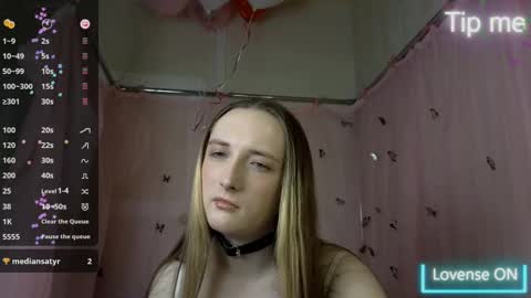 Snapshot of vika_pinakolada chatting on March 7, 12:48 am vika pinakolada online show from March 7, 12:48 am