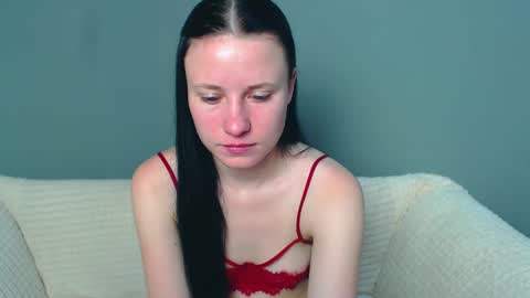 Snapshot of viki_kelt chatting on December 11, 12:33 am Viki Kelt online show from December 11, 12:33 am