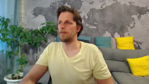 Snapshot of vikingchrisss chatting on April 25, 1:41 pm vikingchrisss online show from April 25, 1:41 pm