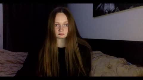 vikippink online show from October 19, 8:20 pm