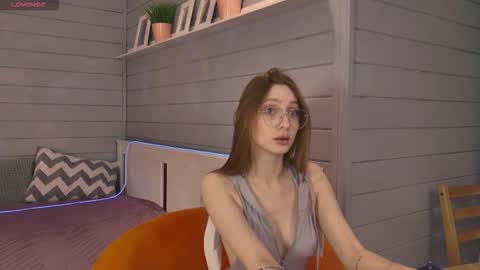 Snapshot of vikki_wye chatting on October 1, 3:45 am Viki online show from October 1, 3:45 am
