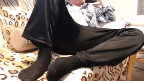 Snapshot of viknik16cm chatting on December 2, 10:28 am viknik16cm online show from December 2, 10:28 am