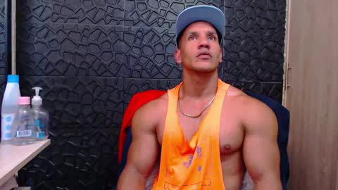 Snapshot of viktorherrera chatting on January 31, 7:11 pm Viktor Herrera online show from January 31, 7:11 pm