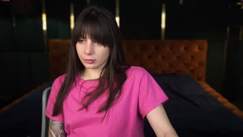 Snapshot of viktoria_storm chatting on December 6, 10:38 am Alisa online show from December 6, 10:38 am