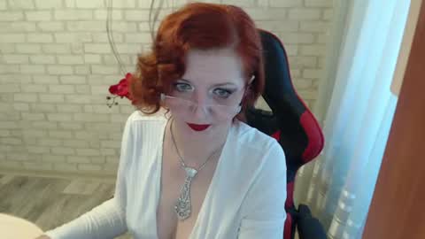 Snapshot of vikualex69 chatting on August 2, 6:45 am vikualex69 online show from August 2, 6:45 am