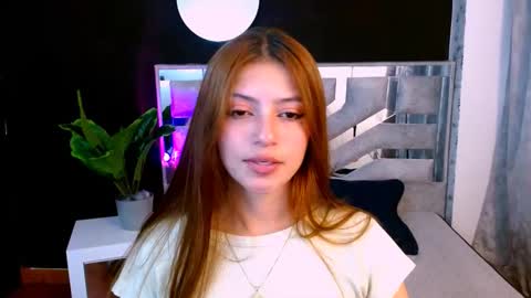 viky_evanss online show from October 15, 7:25 pm