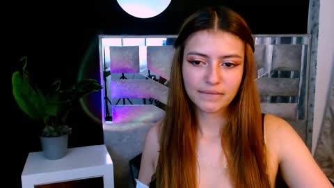 viky_evanss online show from November 13, 7:24 pm