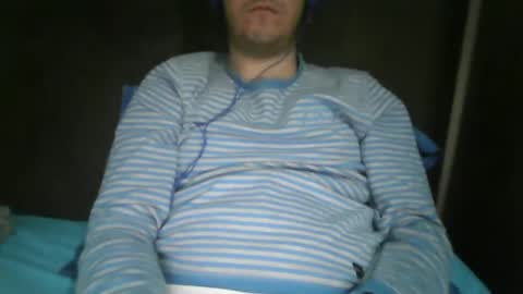 Snapshot of villainofstory chatting on October 4, 9:35 pm villainofstory online show from October 4, 9:35 pm