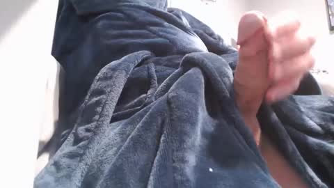 Snapshot of vin_dick_tive_ chatting on November 8, 2:17 pm Vincent online show from November 8, 2:17 pm