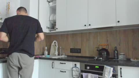 Vincent.  uncut 18cm online show from January 21, 8:30 am