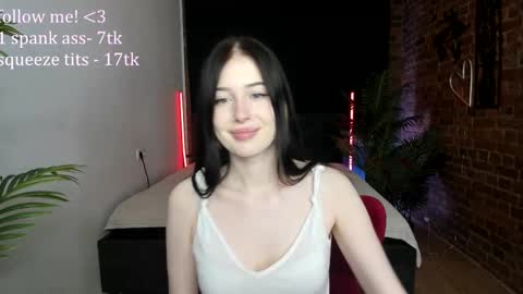 Vinessa online show from February 6, 7:50 pm