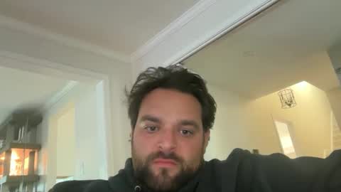 Snapshot of vinfaro27 chatting on September 17, 10:33 pm Vinfaro27 online show from September 17, 10:33 pm