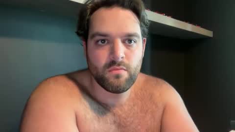 Snapshot of vinfaro27 chatting on October 9, 7:56 pm Vinfaro27 online show from October 9, 7:56 pm