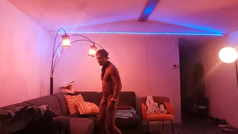 viniveexxiera online show from December 29, 9:39 am