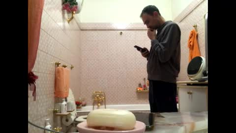 Zenith online show from November 25, 9:59 pm