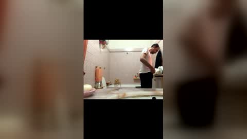 Zenith online show from December 14, 1:55 am